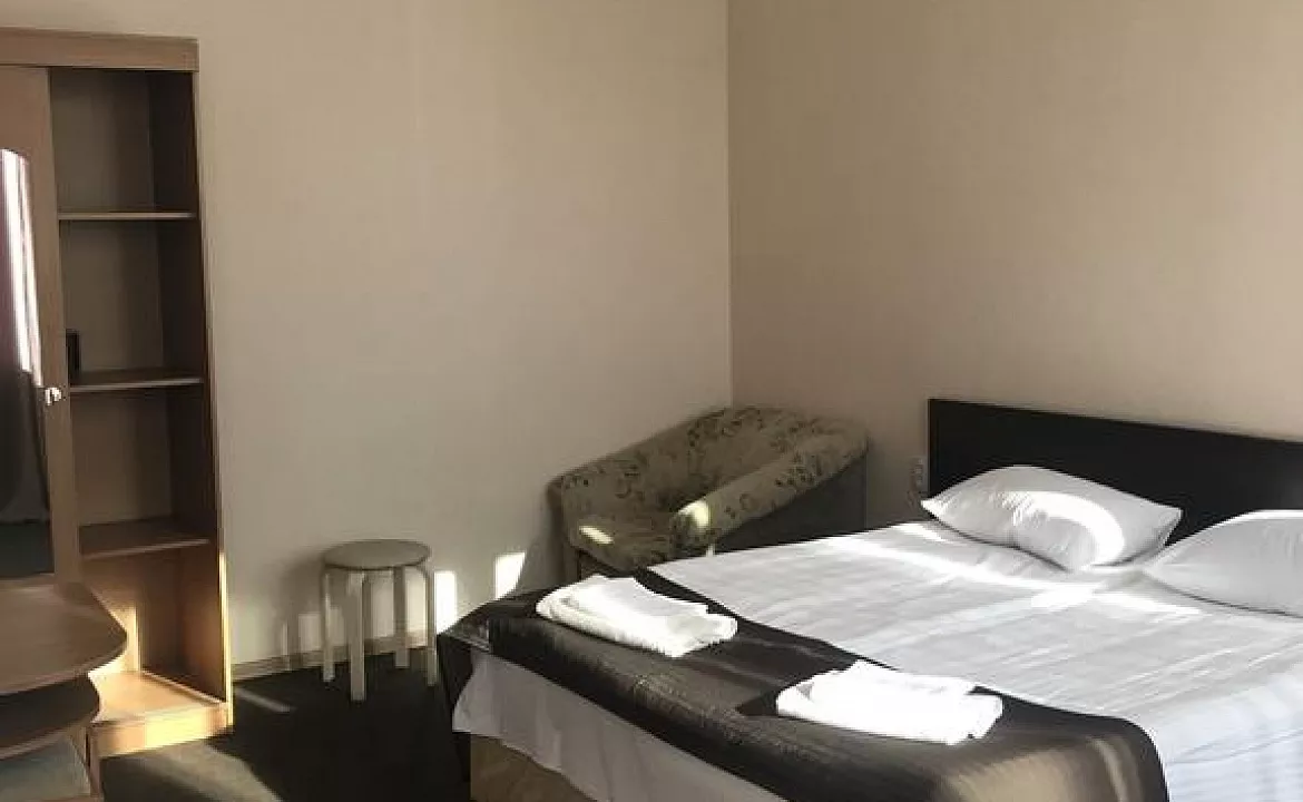 СТАНДАРТ (1 комнатный двухместный без балкона). Частная гостиница "Верона". Адлер