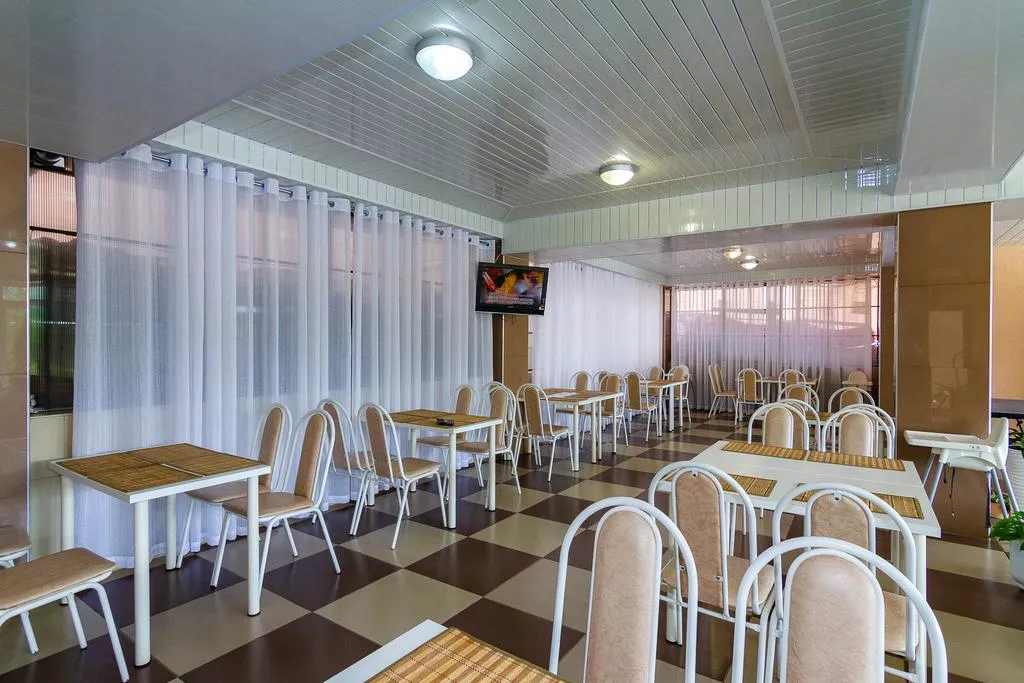 . Гостевой дом "Адмирал" - Небуг. Небуг