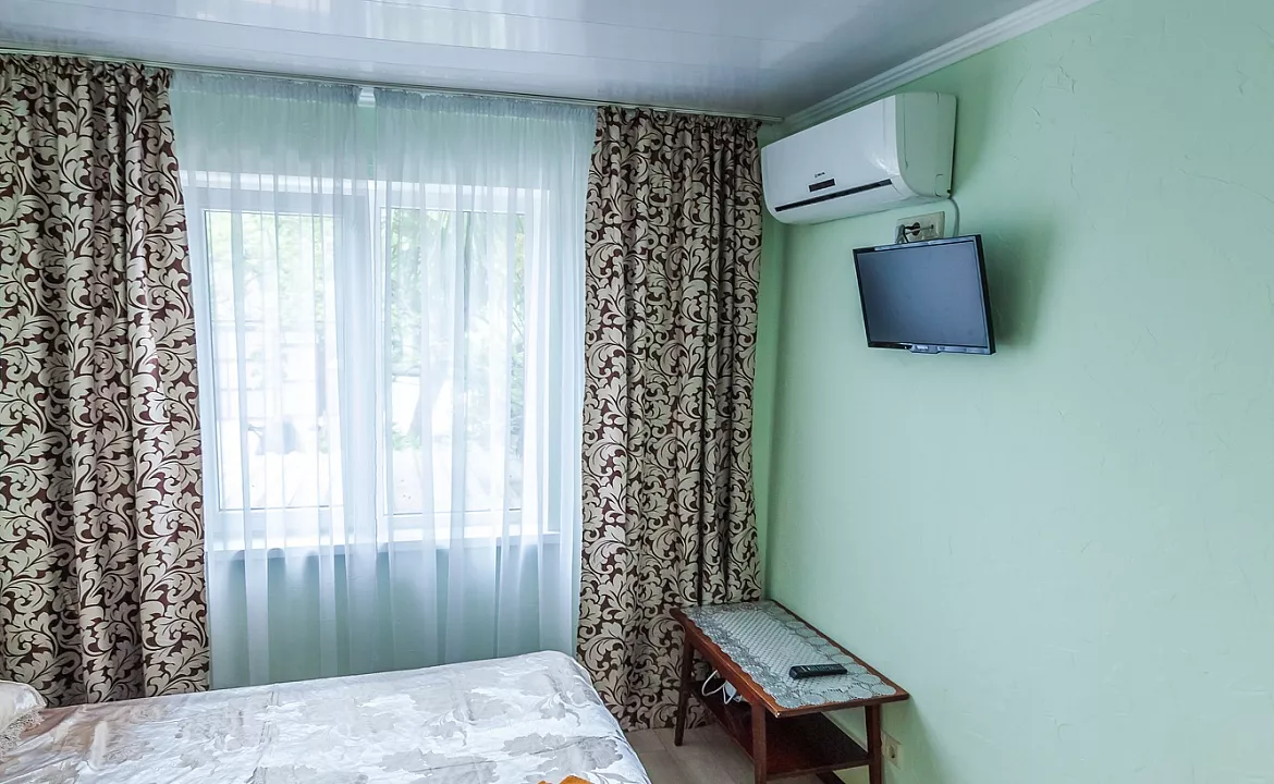 Небольшой домик на 2 чел. Гостевой дом Пролетарская 12. Гурзуф