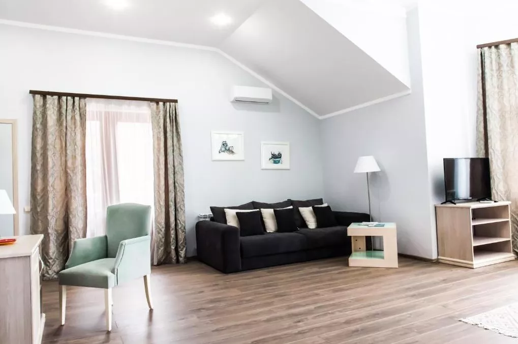 . Отель Alm Hotel. Красная Поляна