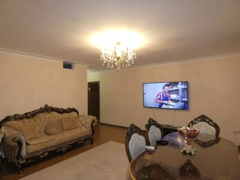 3х-комнатная квартира. Квартира в многоквартирном доме Квартира Абазгаа 59/1 . Гагра