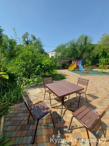 . Гостевой дом "Нур". Ольгинка