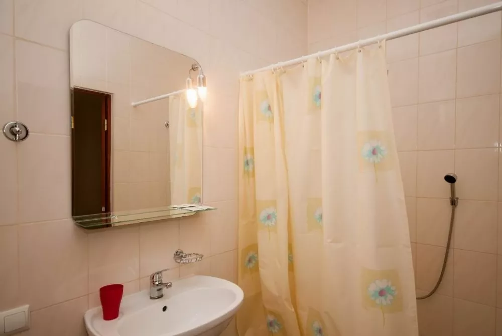 Стандарт трёхместный (Корпус Пляж). Комплекс Эллада. Семидворье