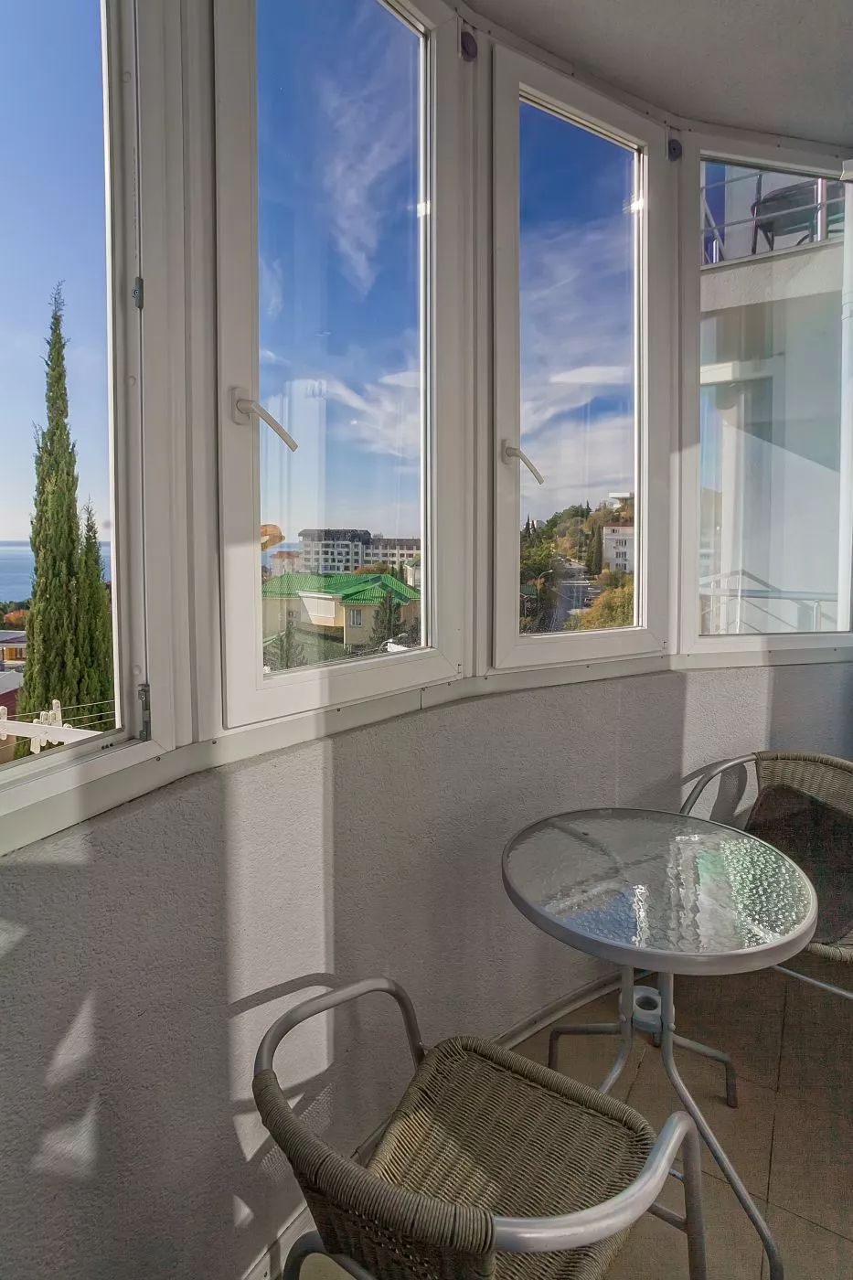 . Квартира в многоквартирном доме Видовые апартаменты в Мисхоре. Кореиз . Квартира в многоквартирном доме Видовые апартаменты в Мисхоре. Кореиз