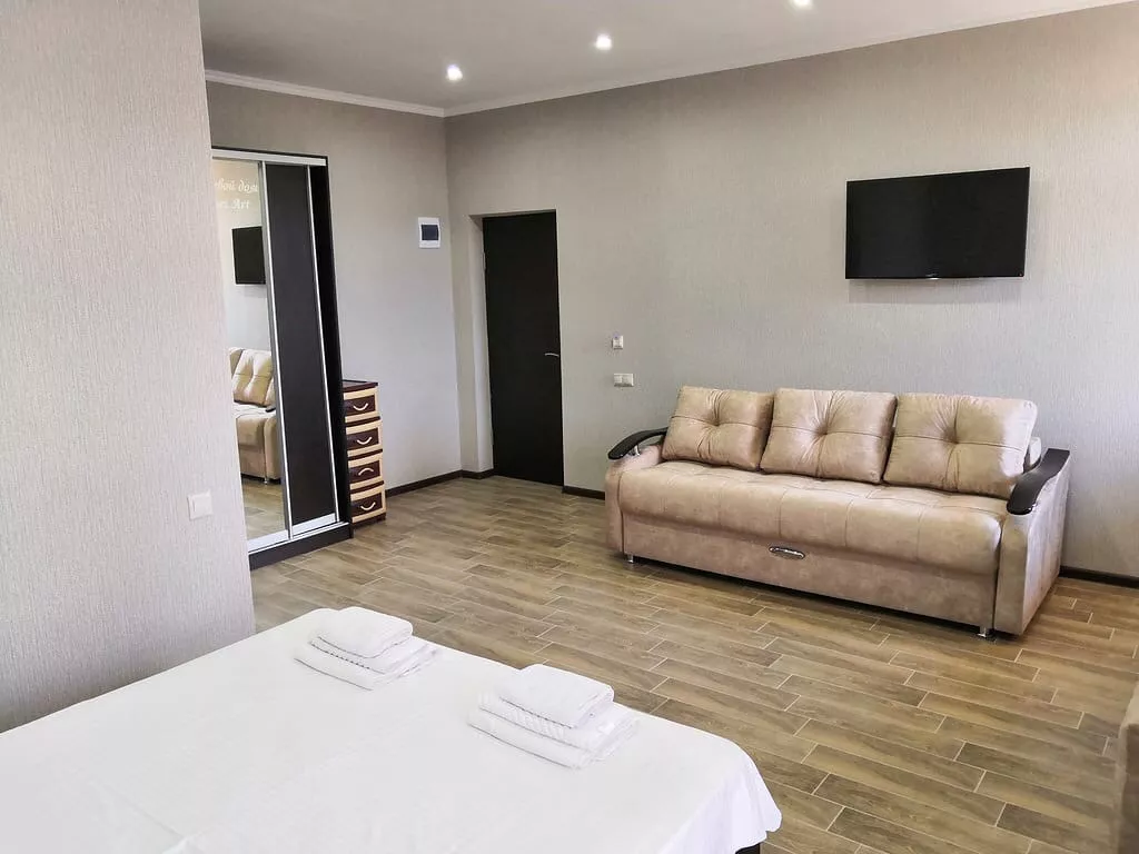 . Гостиница МариАрт. Лазаревское . Гостиница МариАрт. Лазаревское