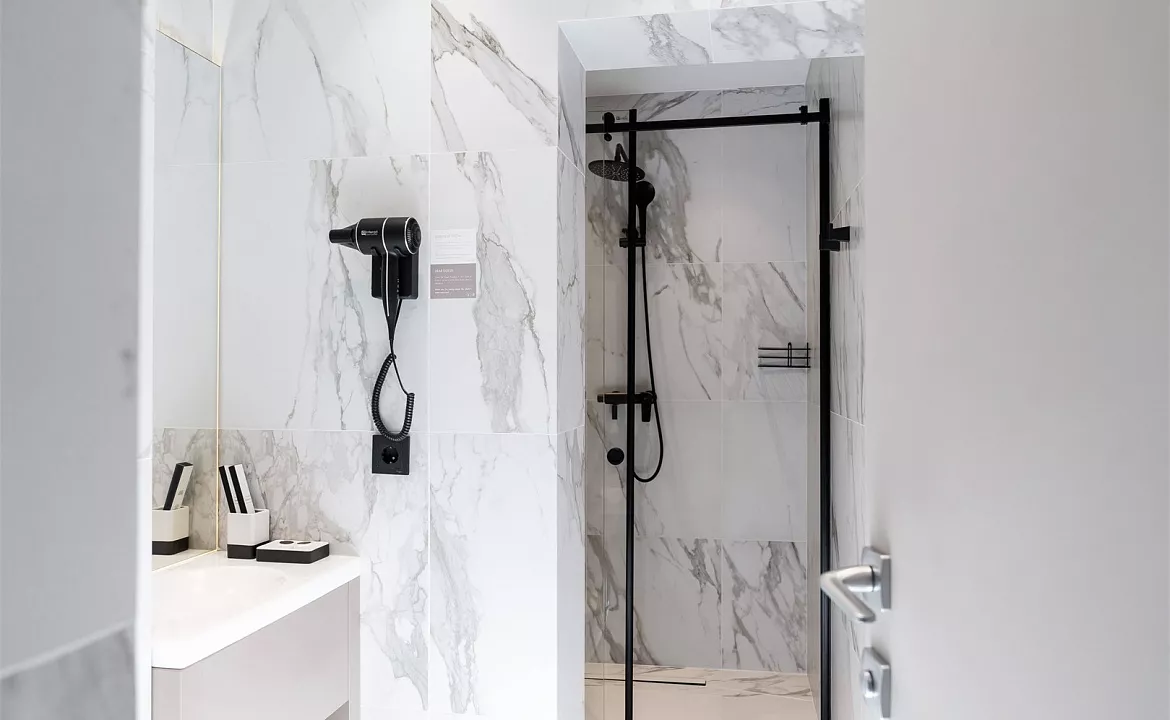 Полулюкс. Курортный отель Моне. Адлер