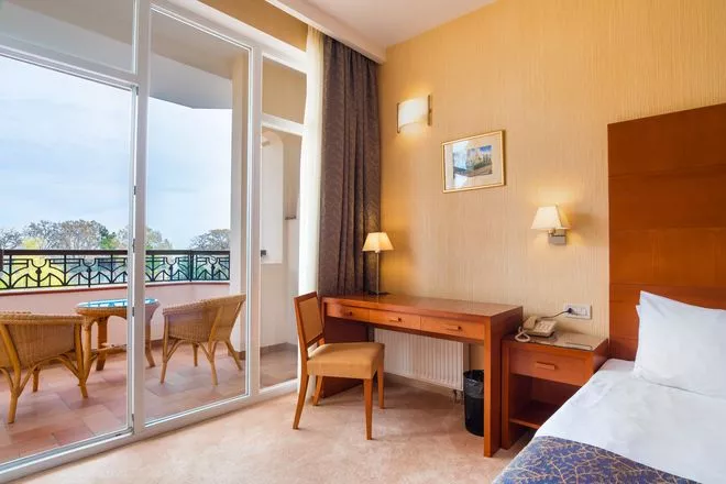 Стандарт Twin. Отель Алые Паруса. Феодосия