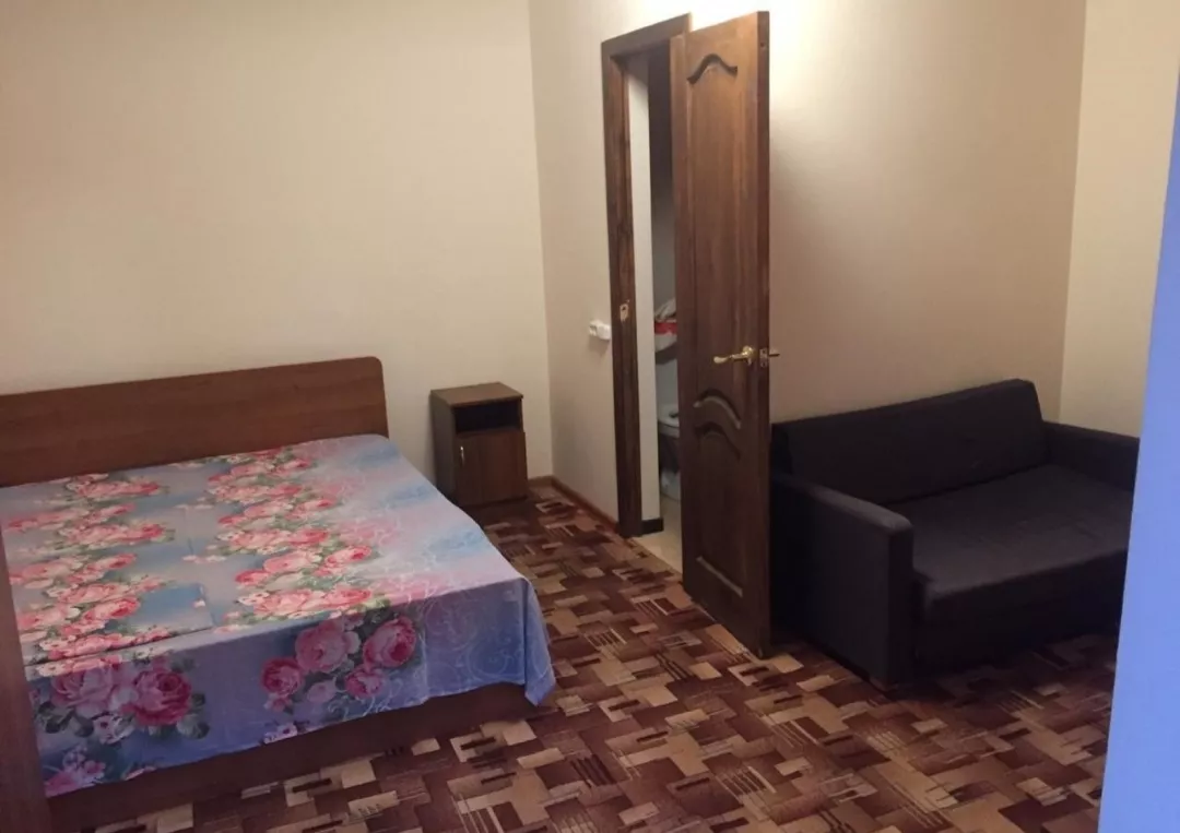 . Гостевой дом Агрба 2. Пицунда