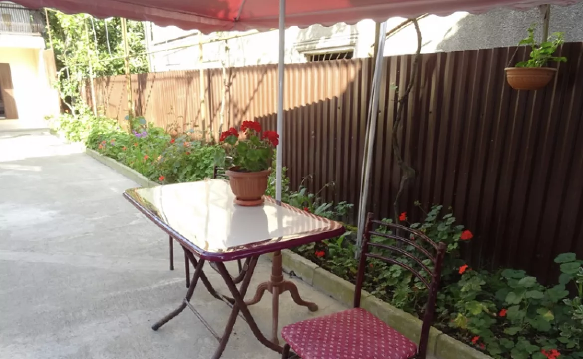 Трёхместный . Частный сектор Гостевой дом «Соломон». Сухум