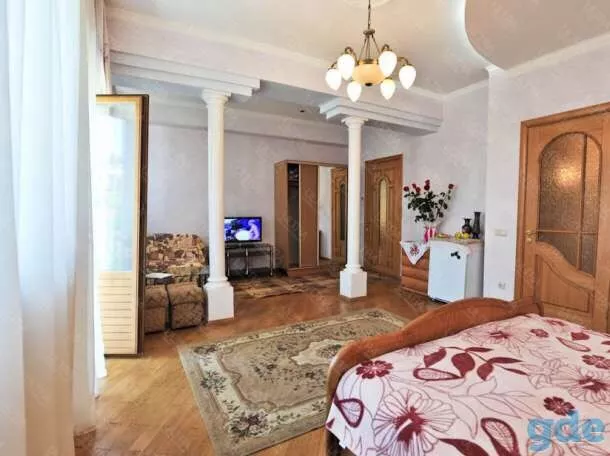 . Гостиница Фиджи. Ялта