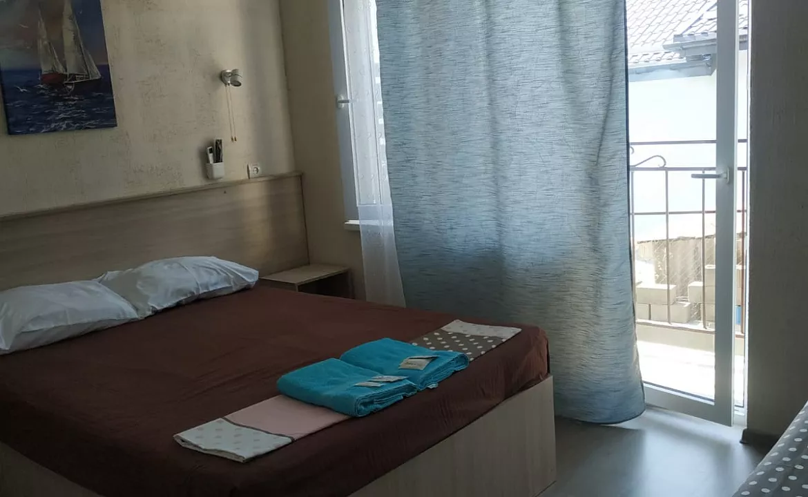 Полулюкс- 2х местный. Svetkavkaza. Лазаревское