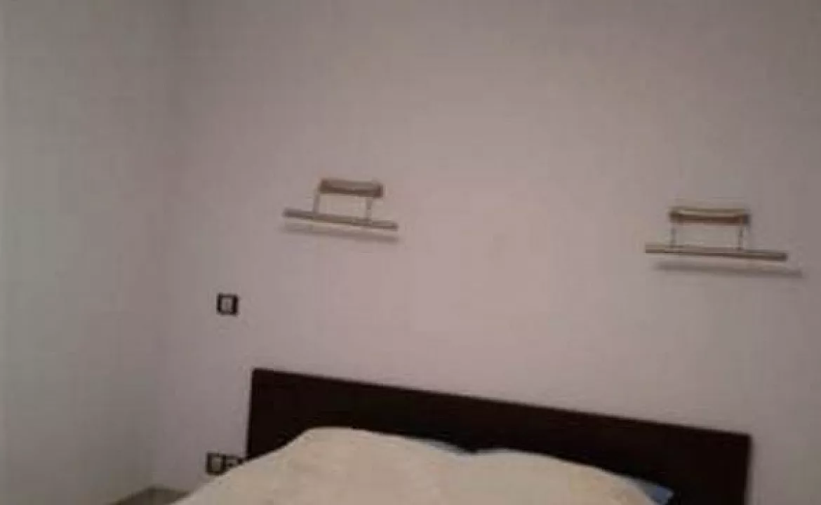 3х-комнатная квартира . Квартира в многоквартирном доме Абазгаа 55/1 кв 75. Гагра