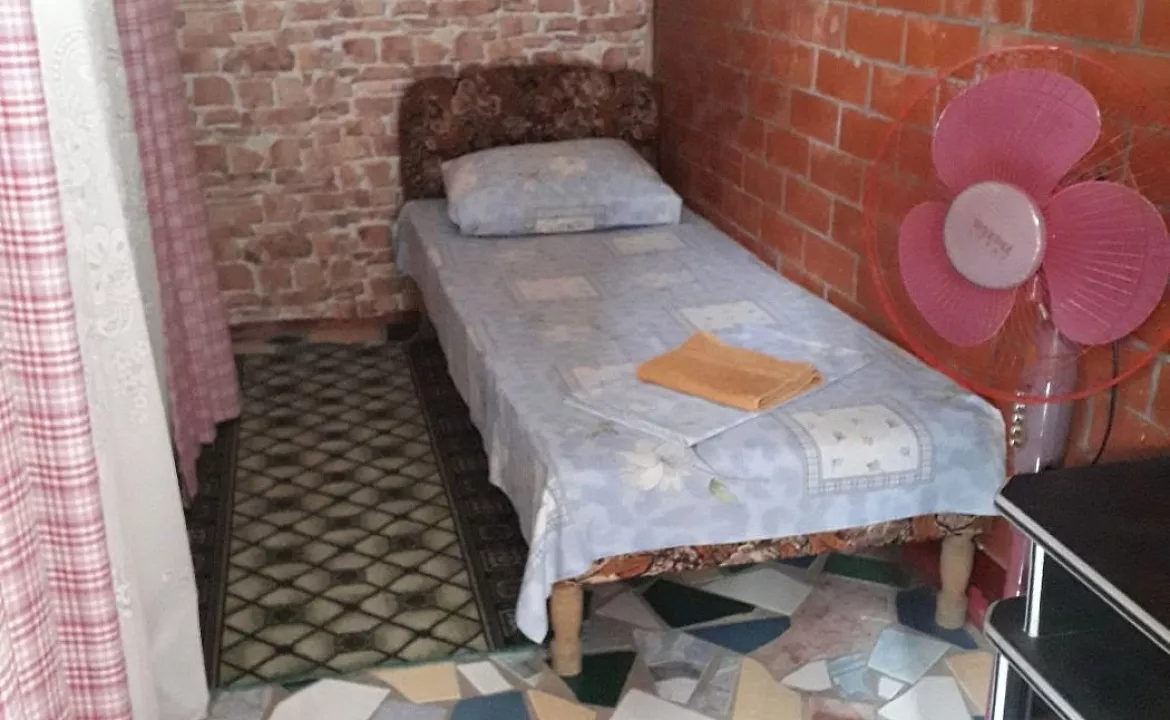 Номер на ОДНУ персону. Гостевой дом МОРЕ с бассейном и баней. Джубга