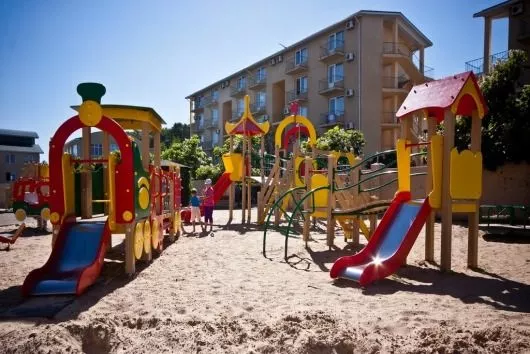 . Гостиница Кардинал. Джемете . Гостиница Кардинал. Джемете