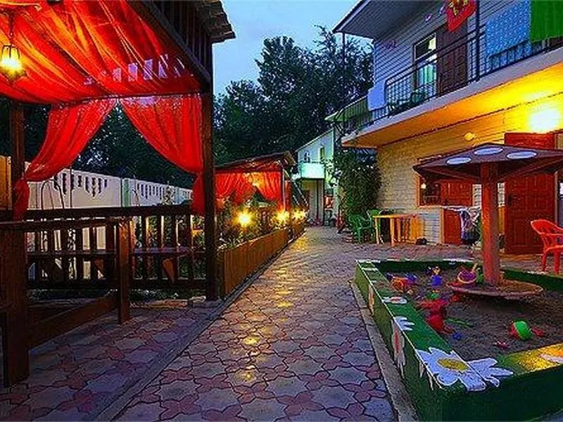 . Гостевой дом "Улыбка". Нижнее Джемете