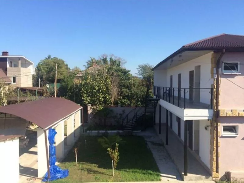 . Гостевой дом Фаворит . Сухум