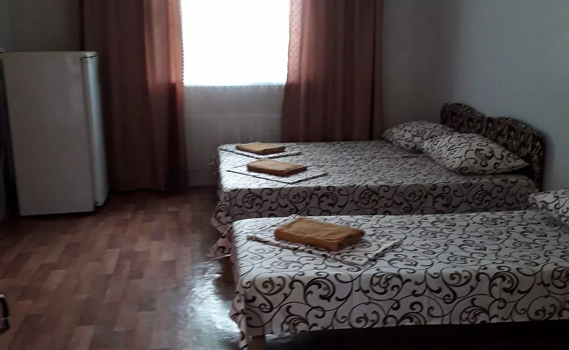 Семейный 5ти местный КОМФОРТ. Гостевой дом МОРЕ с бассейном и баней. Джубга