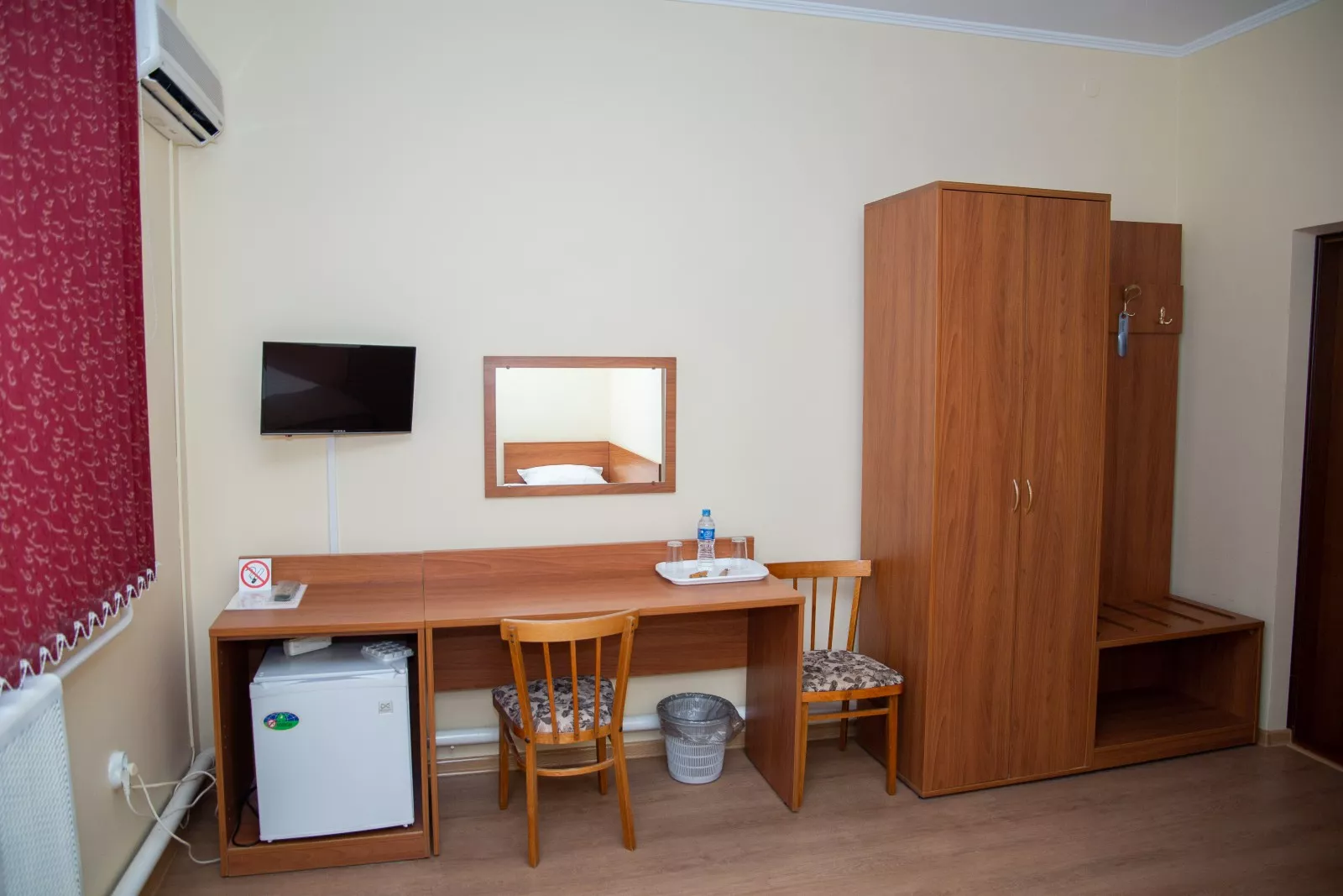 . Гостевой дом "Дельфин" - Голубицкая. Голубицкая