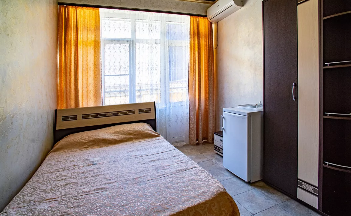 2х местный полулюкс с балконом для 2+1. Отель "Калараш 17а". Лазаревское 2х местный полулюкс с балконом для 2+1. Отель "Калараш 17а". Лазаревское