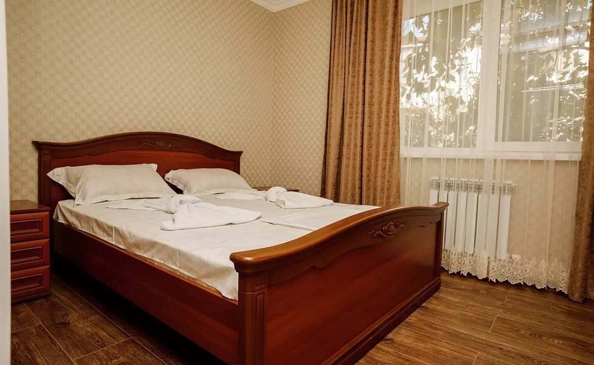 Полулюкс с балконом. Гостевой дом Ника Премиум. Геленджик