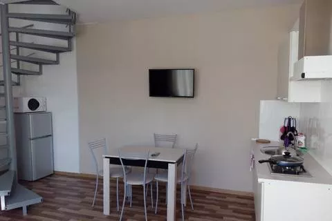 Двухуровневый люкс. Частный сектор Лето. Головинка