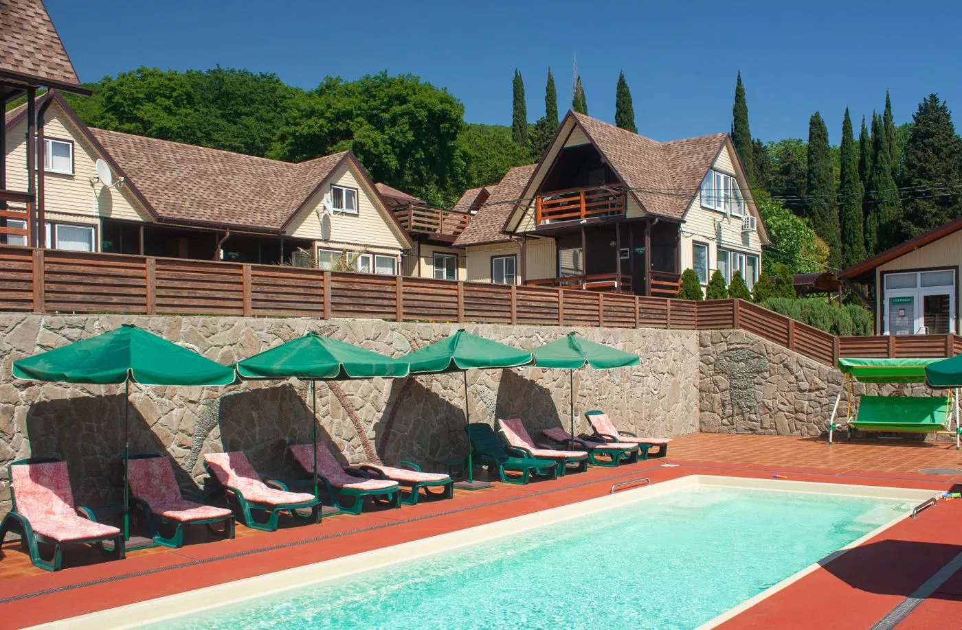 . Гостевой комплекс "Буэнос Диас". Совет-Квадже