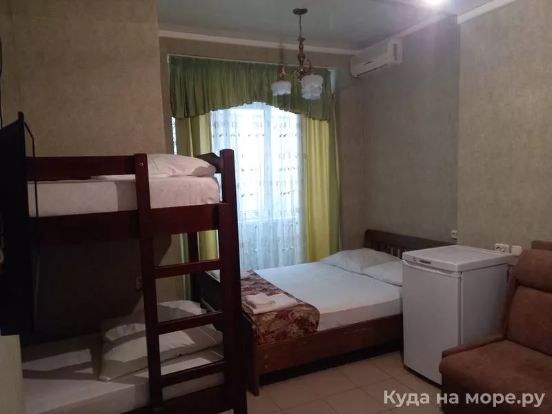 4-х местный Комфорт. Гостевой дом "Рамзес". Адлер 4-х местный Комфорт. Гостевой дом "Рамзес". Адлер