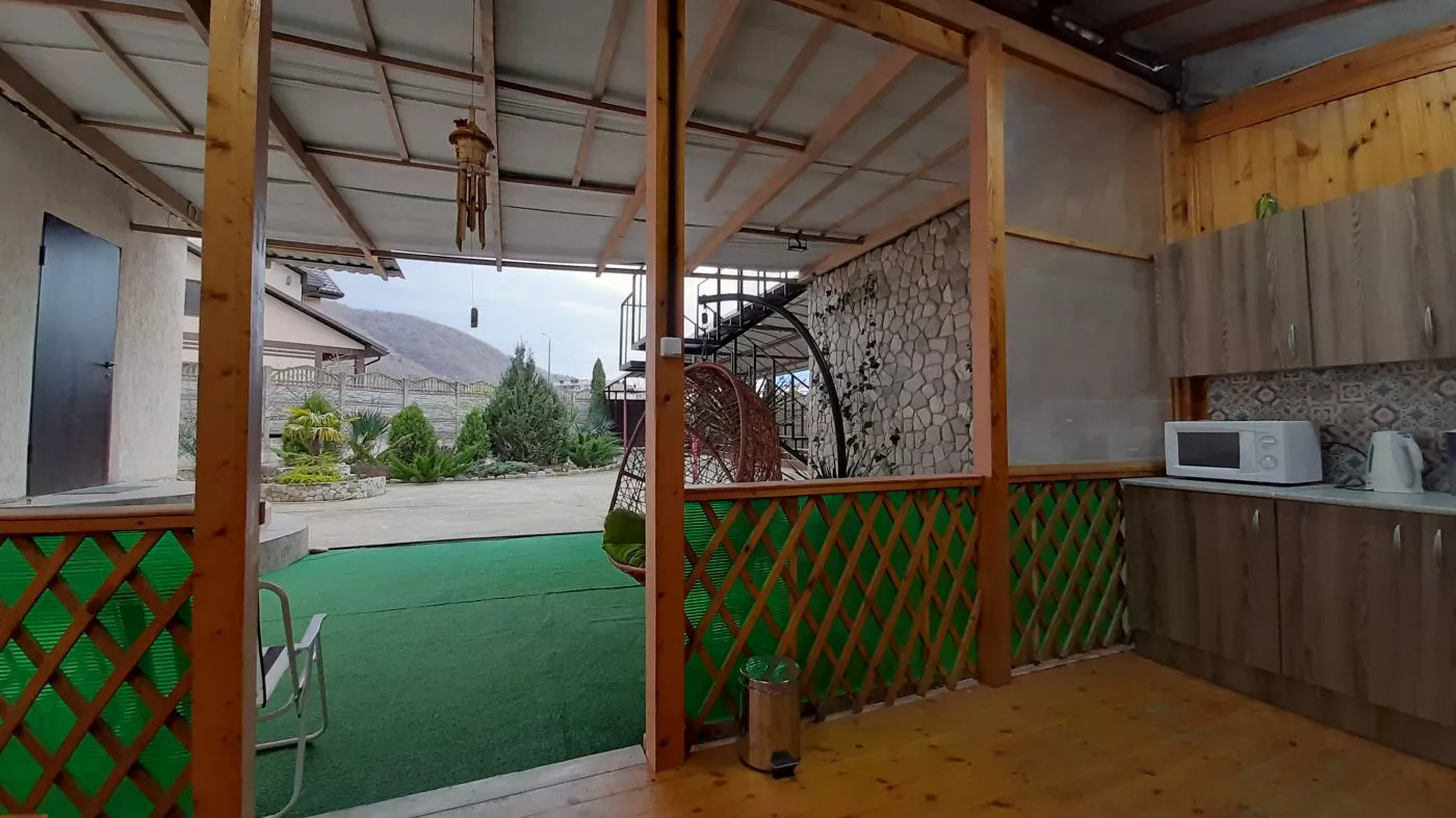 . Гостевой дом Наби йога тур. Небуг