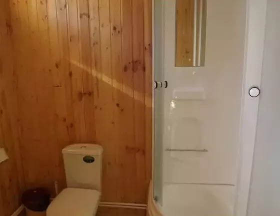 Стандарт 4-местный 2-комнатный (Малый корпус). Отель «Меридиан». Домбай-гостиницы