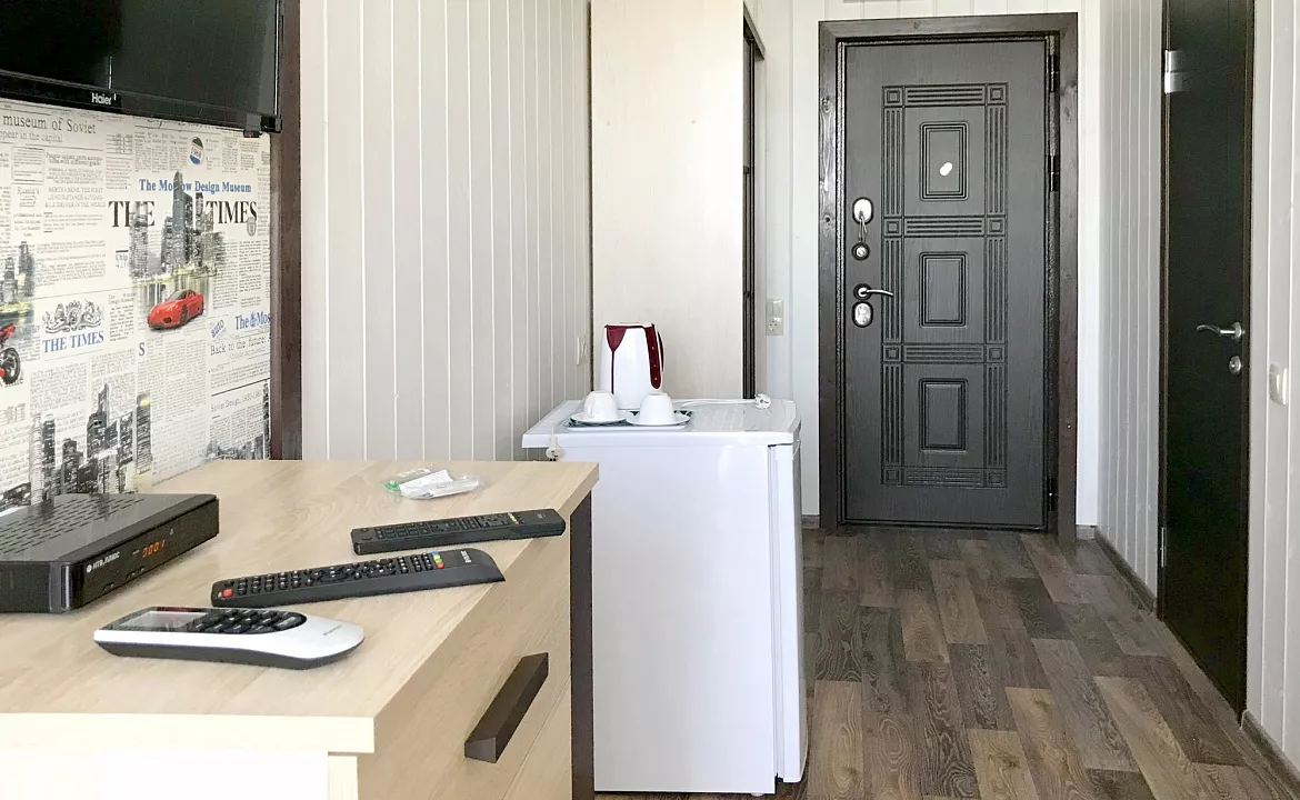 Двухместный номер с балконом. Гостевой комплекс "Буэнос Диас". Совет-Квадже