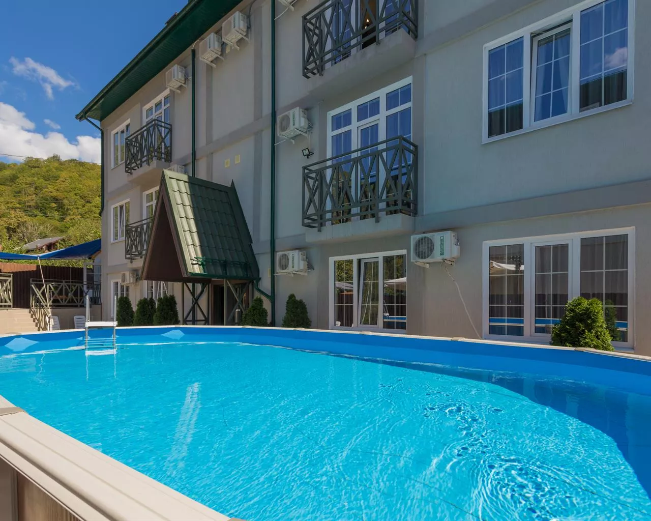 . Апартаменты "Гости". Красная Поляна