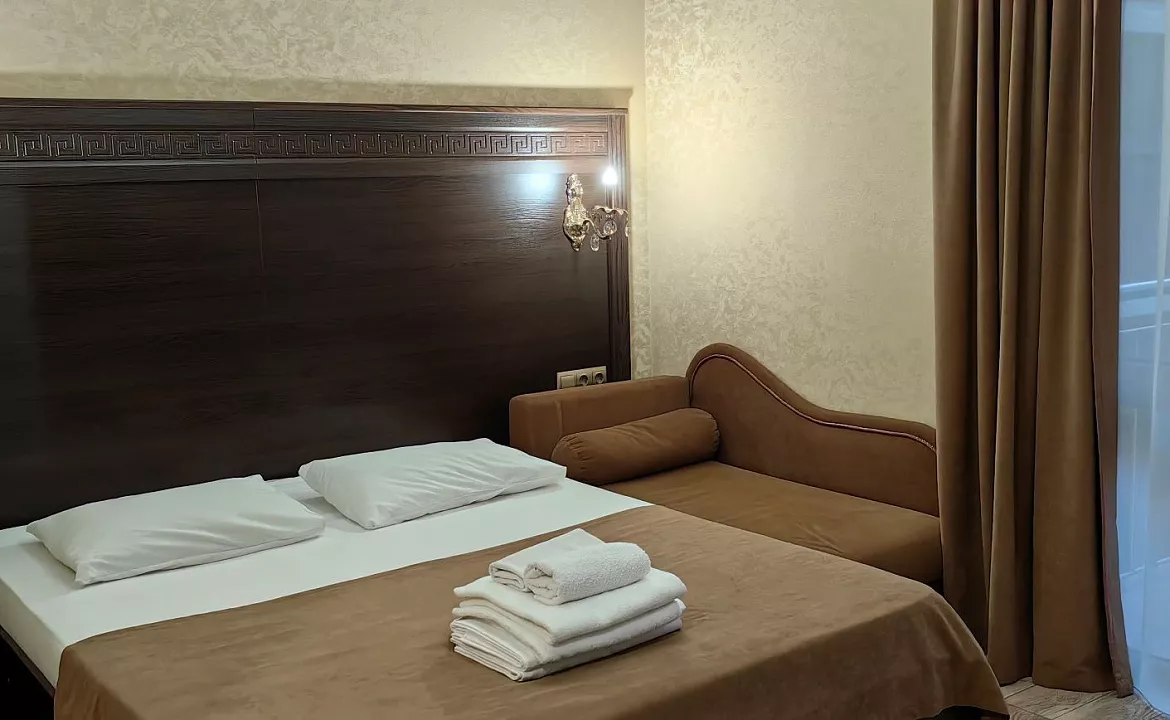 Комфорт трехместный. Гостевой дом «ГРИФ». Адлер