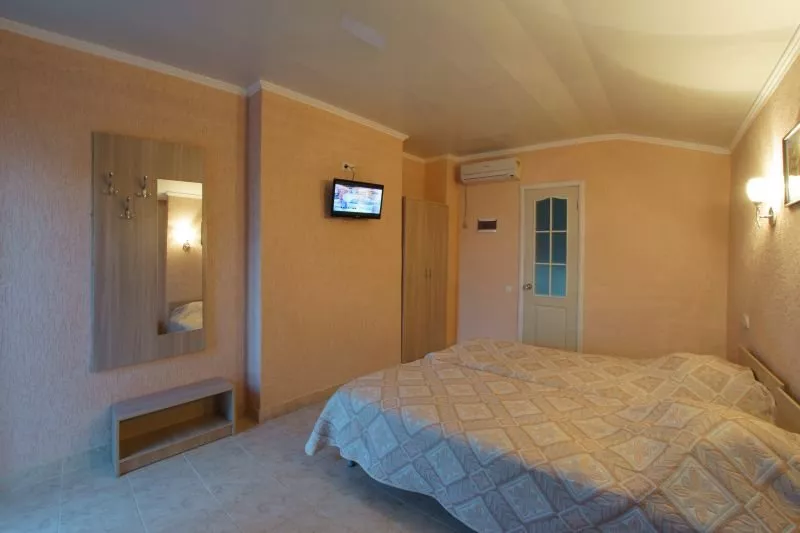 2-х местный каменный домик с видом на море. Отель Туристско-оздоровительный комплекс "Золотой пляж". Феодосия