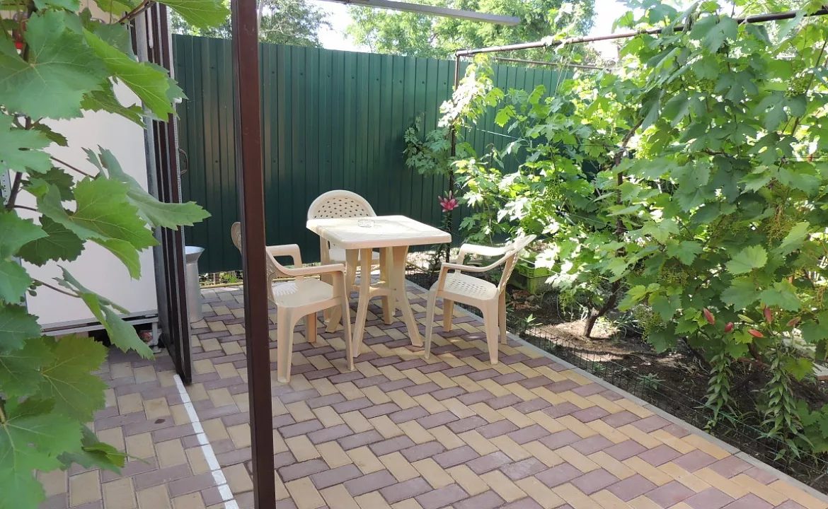 Летний домик. Частный сектор "Relax". Ейск