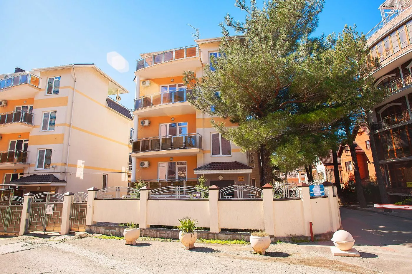 . Гостевой дом Дом у Моря ЛАКИ. Геленджик . Гостевой дом Дом у Моря ЛАКИ. Геленджик