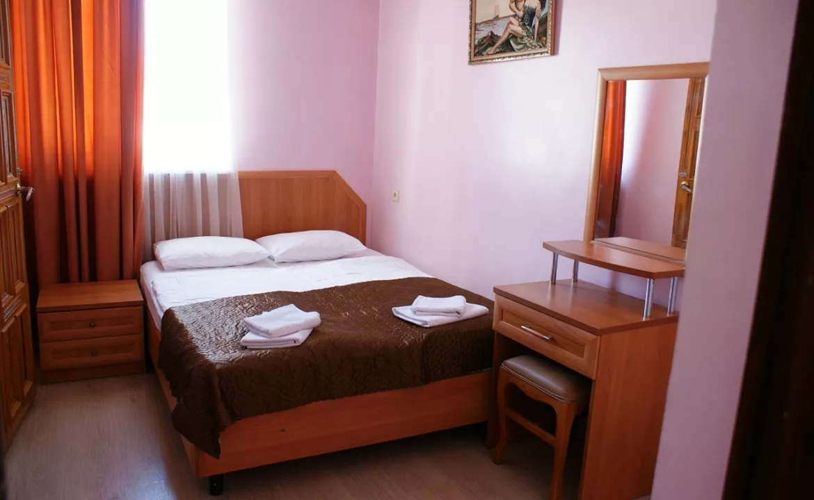 2х местный Стандарт. Гостевой дом "Cветлана". Адлер