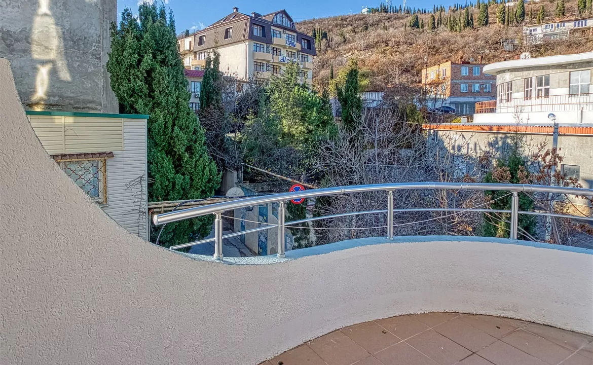 Комфорт (вид на горы). Отель «Интер». Утёс