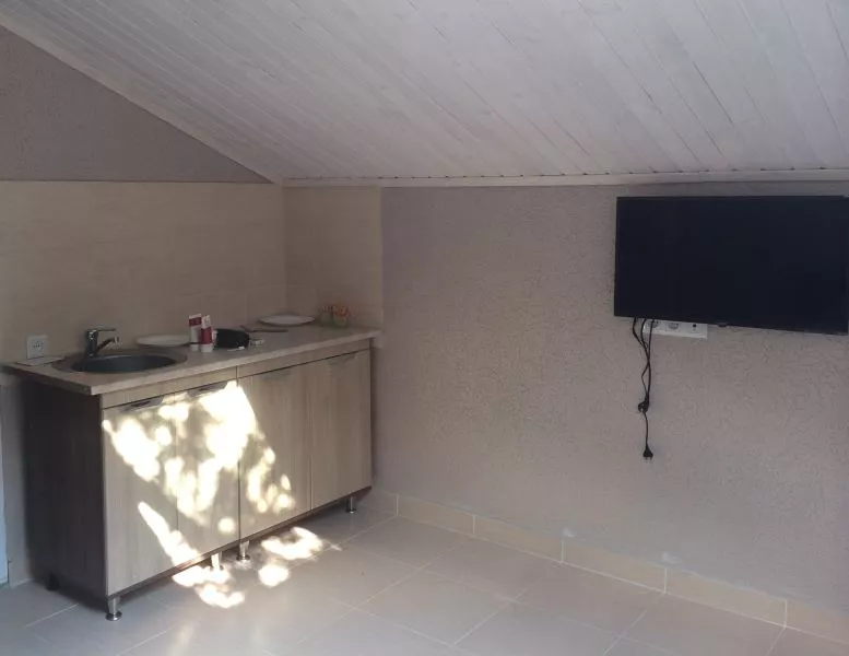 Бюджетный номер без балкона. Мини-гостиница "Премьера". Кацивели