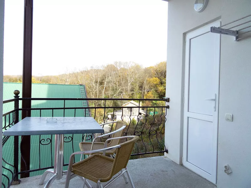 . Гостевой дом "Вилла АлКар". Лоо