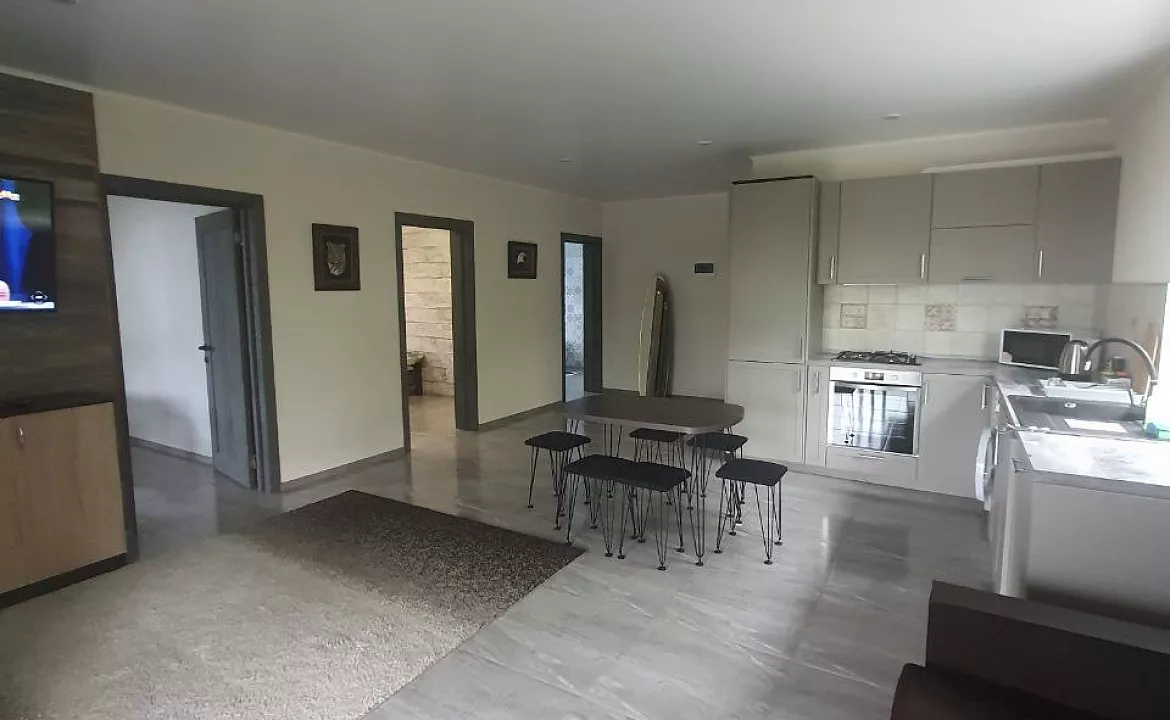 3 Этаж. Апартаменты у Византийского Храма. Лоо