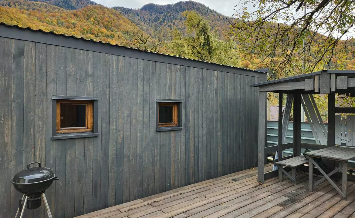 ЭКОДОМ 25 М. Жилье посуточно "СЧАСТЬЕ В ГОРАХ". Красная Поляна