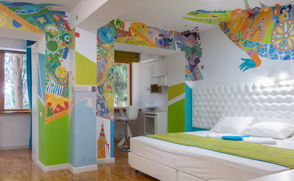 БАРСЕЛОНА. Отель Эко-отель "Дискавери". Курорты Ялты