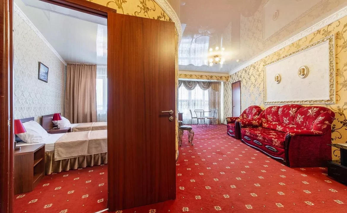 АПАРТАМЕНТЫ. Отель "Плаза". Анапа