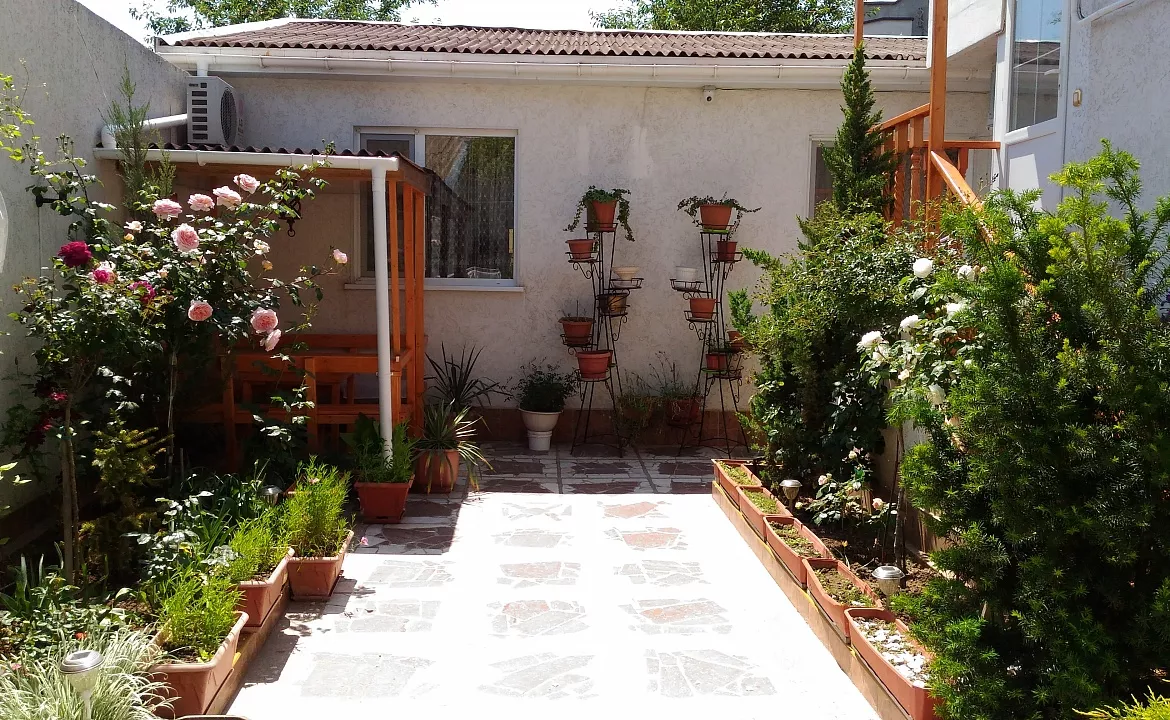 Улучшенный двухкомнатный. Гостевой дом На Пролетарской. Евпатория