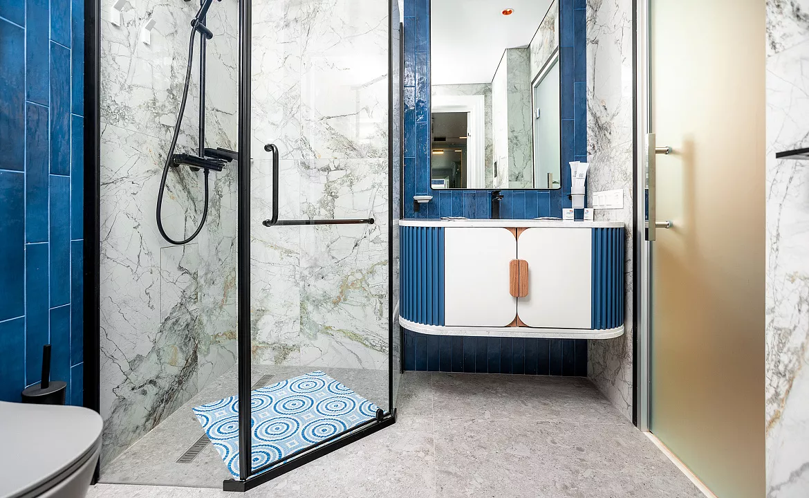 Номер «Люкс» (с сауной). Пансионат "Радуга". Геленджик