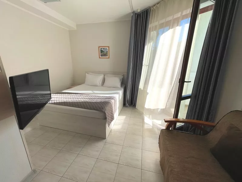 Двухместные апартаменты студио с балконом. Апартаменты Чудо. Красная Поляна