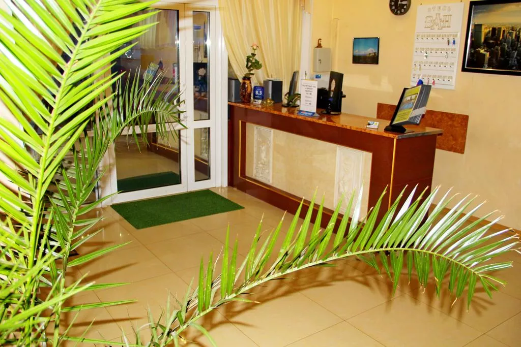 . Отель "ВАН". Адлер