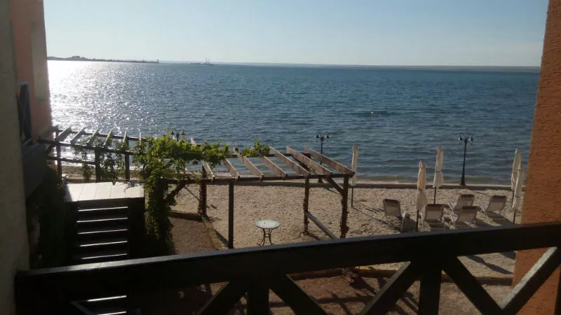 . Отель “Галислава”. Мирный