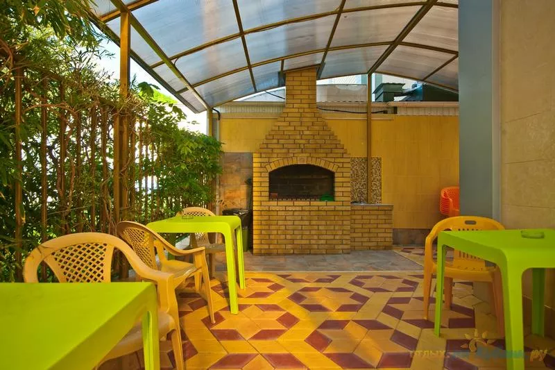 . Гостевой дом "Паллада" в Ольгинке      . Ольгинка