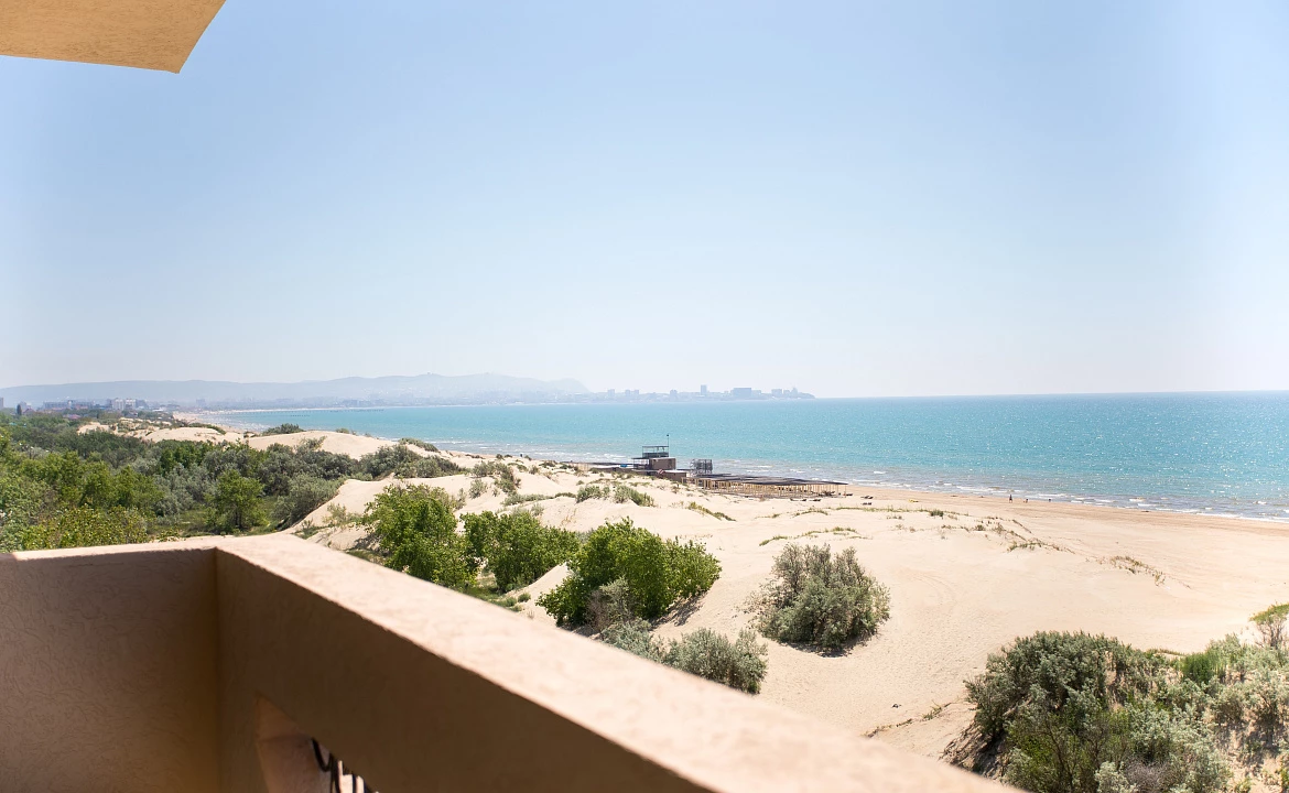 4-х местный «Джуниор сьют» с видом на море. Отель "Alfa Summer". Анапа